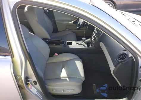 2008 Lexus Is 250 z USA, uszkodzony, nr VIN JTHBK262882081884